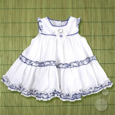 Vestido Blanco con Encajes